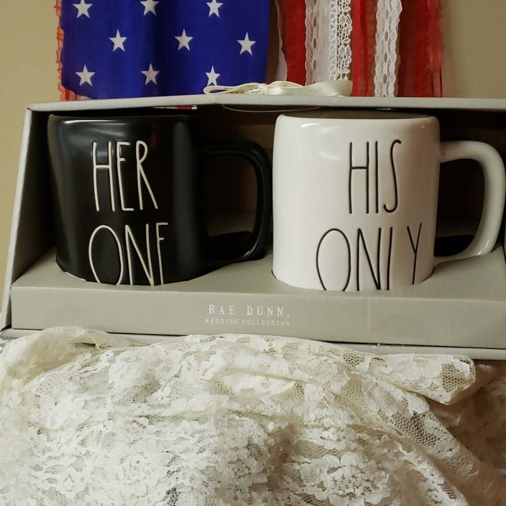 Rae Dunn His/Hers Mug Set
